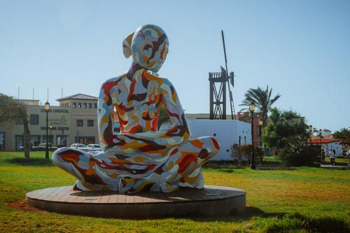 Statue in Corralejo